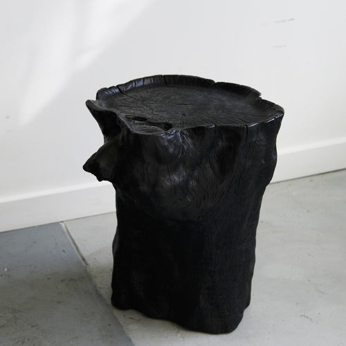 Forest side table, charred suar wood - Hand and Ember